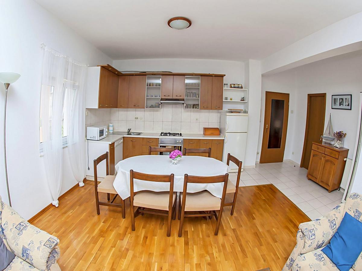Apartments Damir Kaštel Štafilić Exterior foto