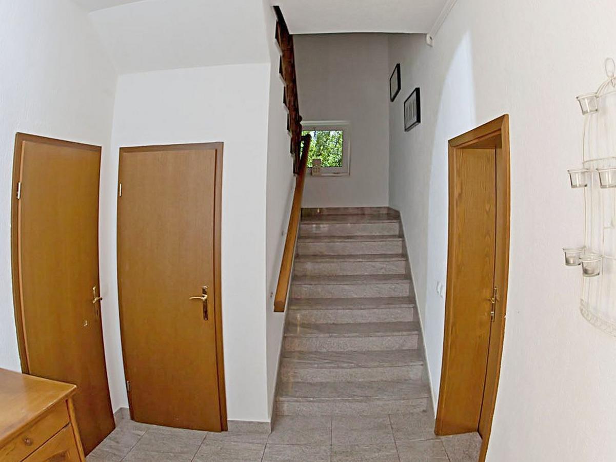 Apartments Damir Kaštel Štafilić Exterior foto
