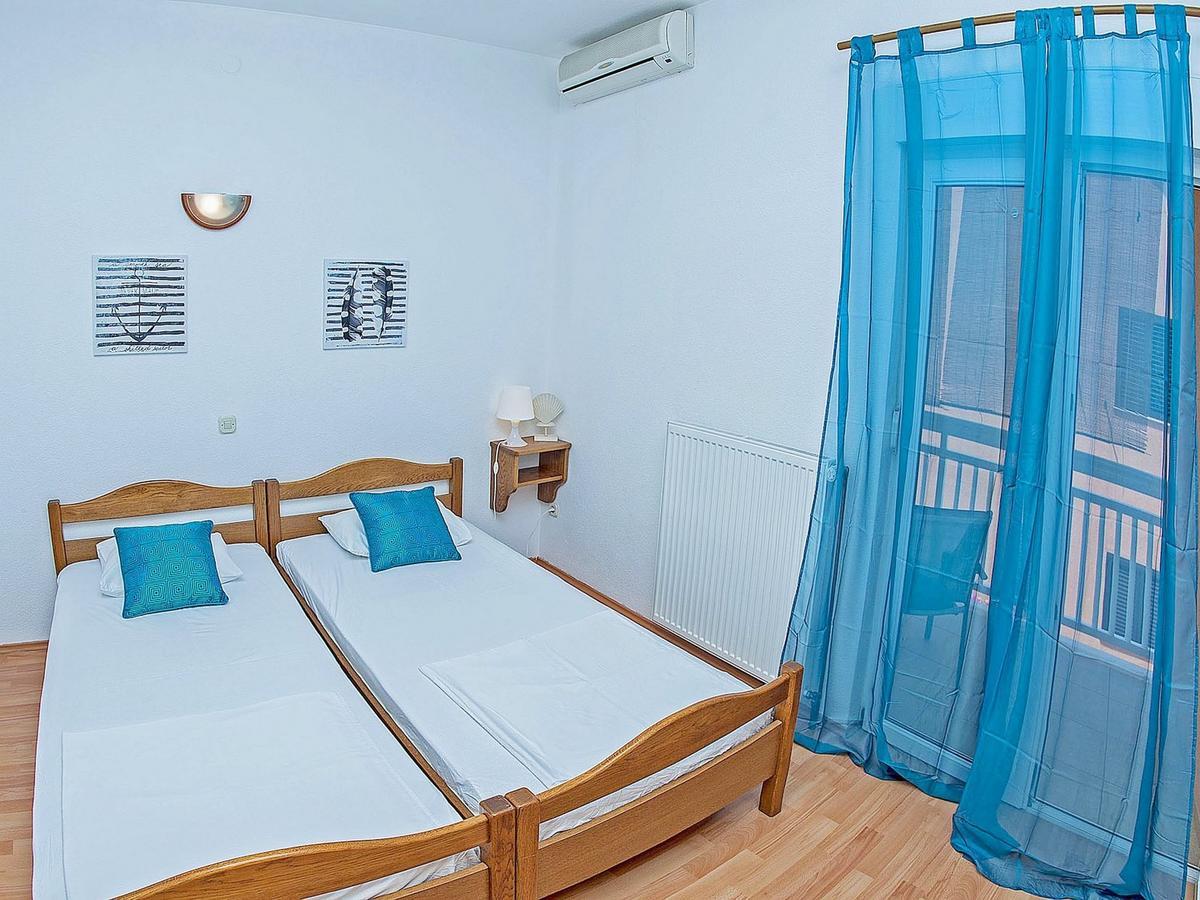 Apartments Damir Kaštel Štafilić Exterior foto