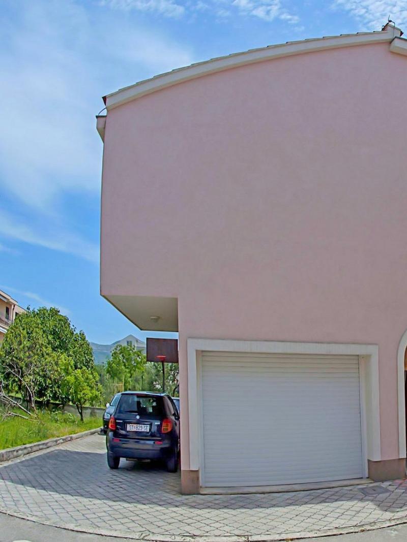 Apartments Damir Kaštel Štafilić Exterior foto